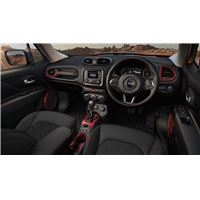 388_news_Renegade_Trailhawk_interior_trespass_bk.jpg