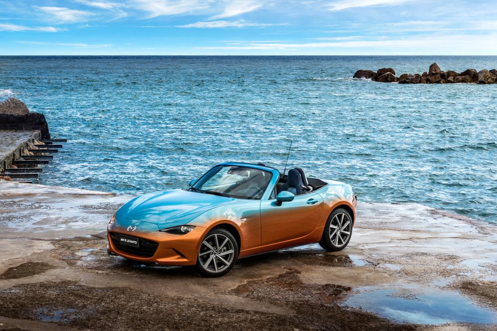 mazda_mx-5_levanto_by_garage_italia_customs_1.jpg