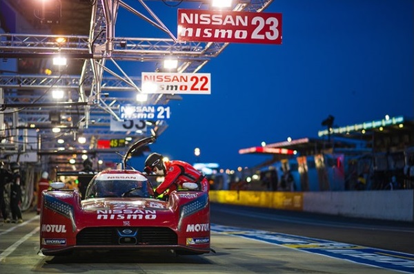 24-nissan0613M.jpg