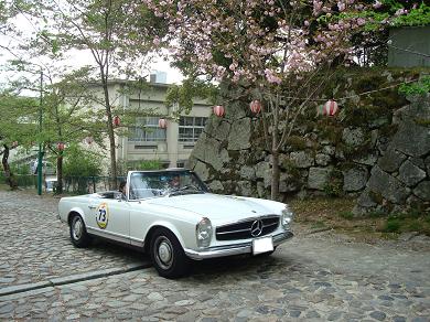 Mercedes Benz 230SL