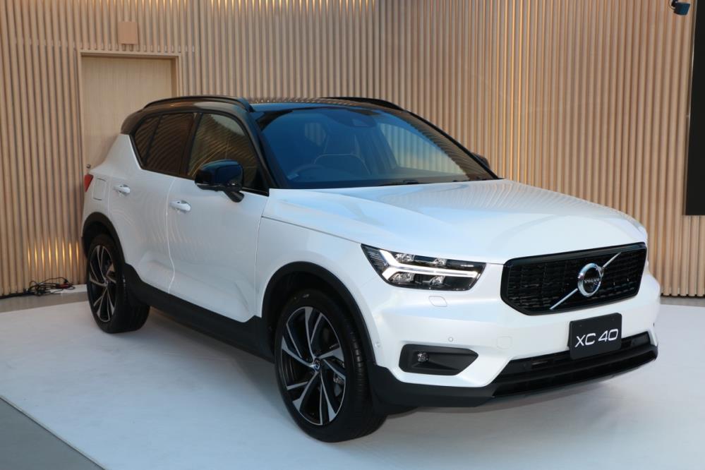 volvo_xc40_949_01.jpg