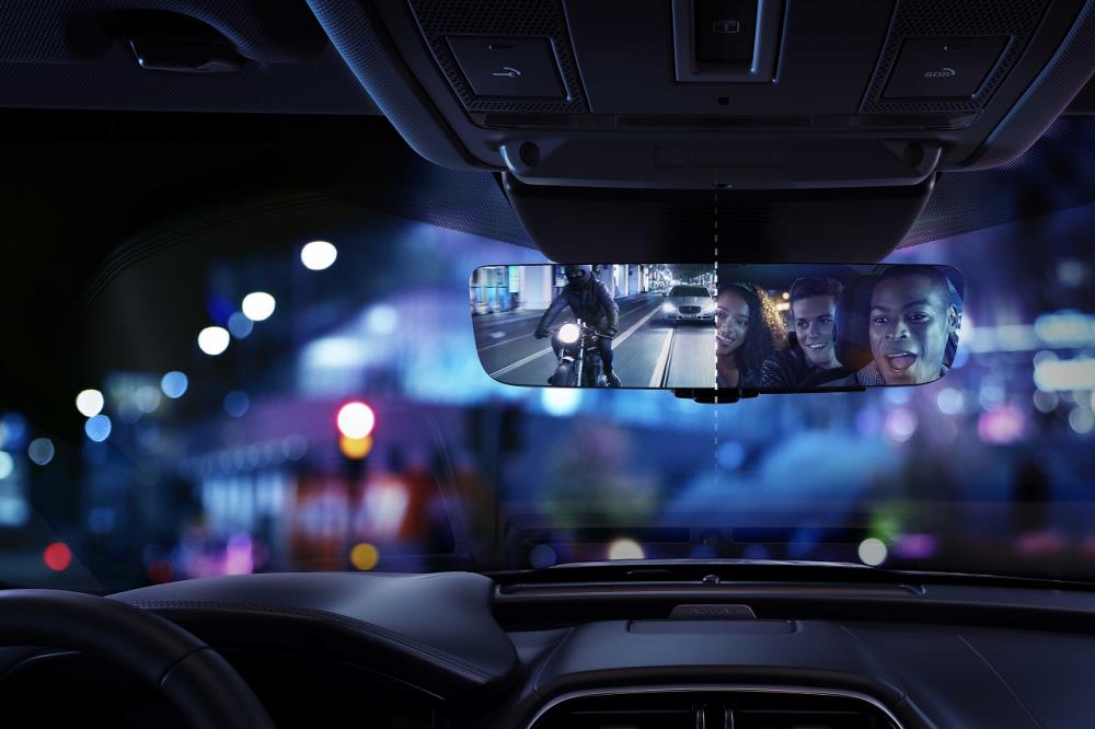 XE 21MY_interior_07.jpg