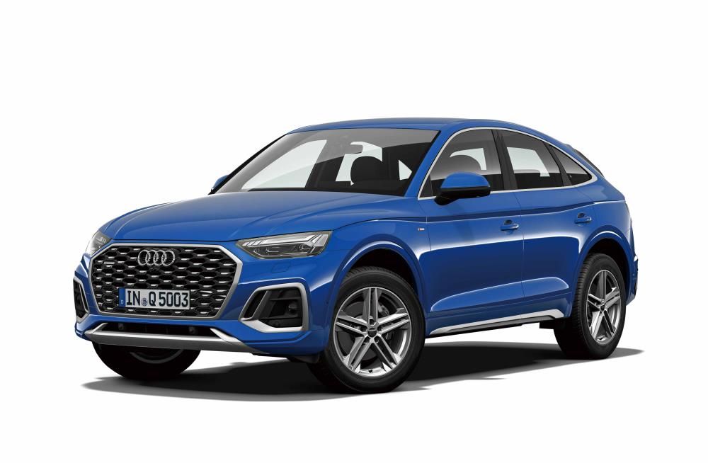 049_Audi_Q5_Sportback_photo_10_S-line.jpg