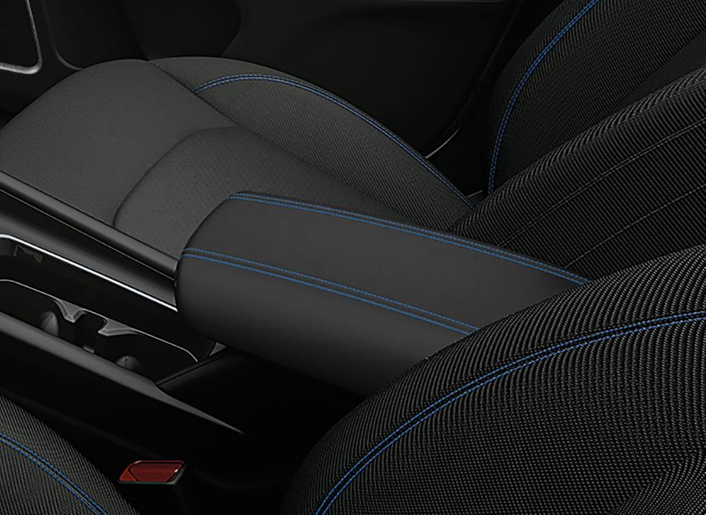 CMP_lon_4x4_fabric_seat.jpg