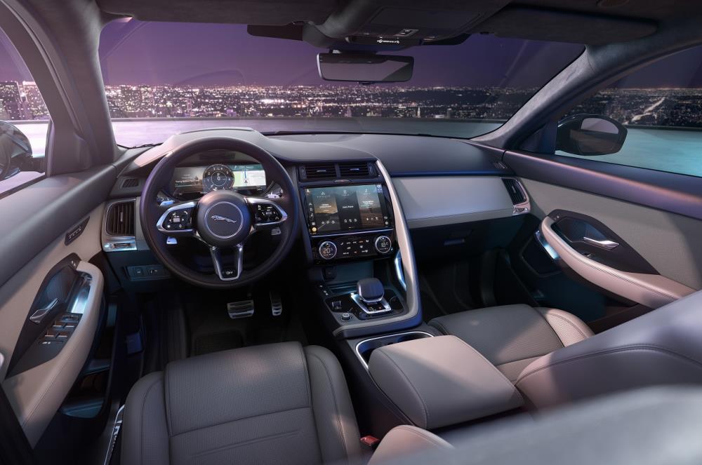 E-PACE_21MY_Interior 01.jpg