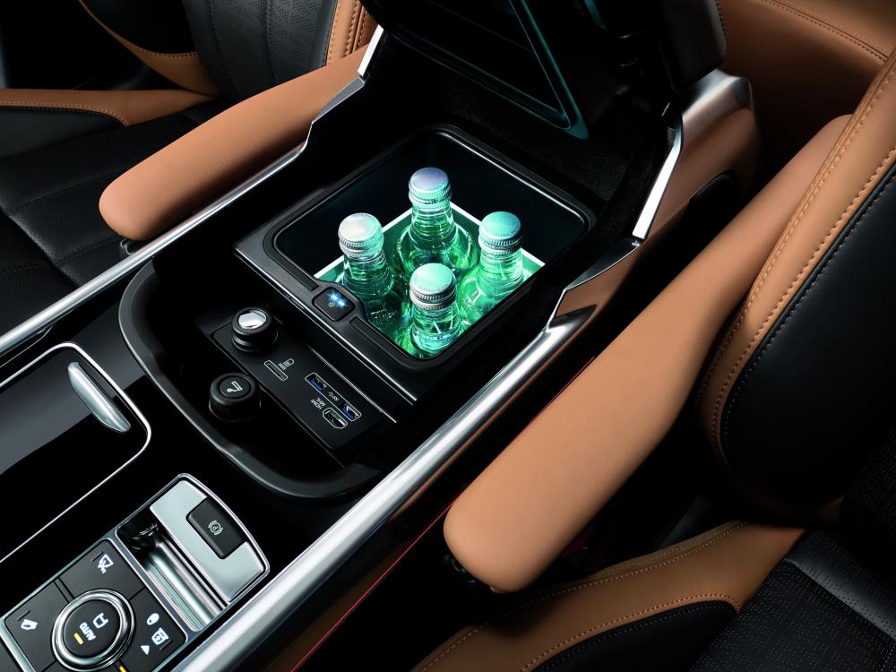 RANGE ROVER SPORT HSE DYNAMIC BLACK  EDITION_10.jpg