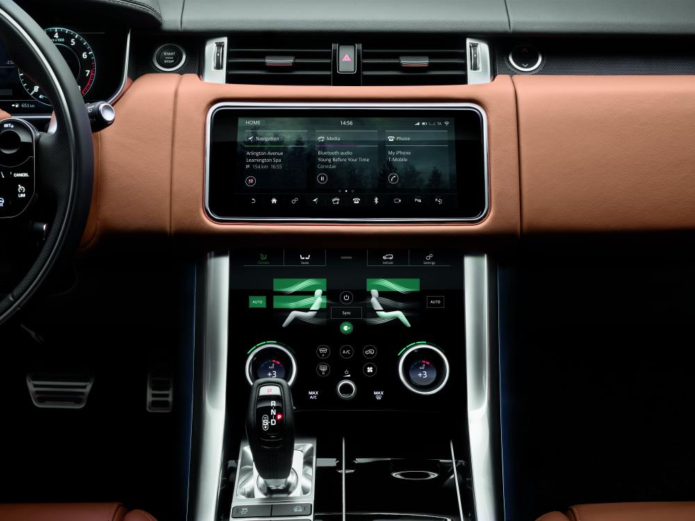 RRS SVR CARBON _interior_4.jpg