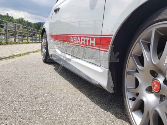 4--Abarth595-_Carbon_Profile_Sideskirts4.jpg