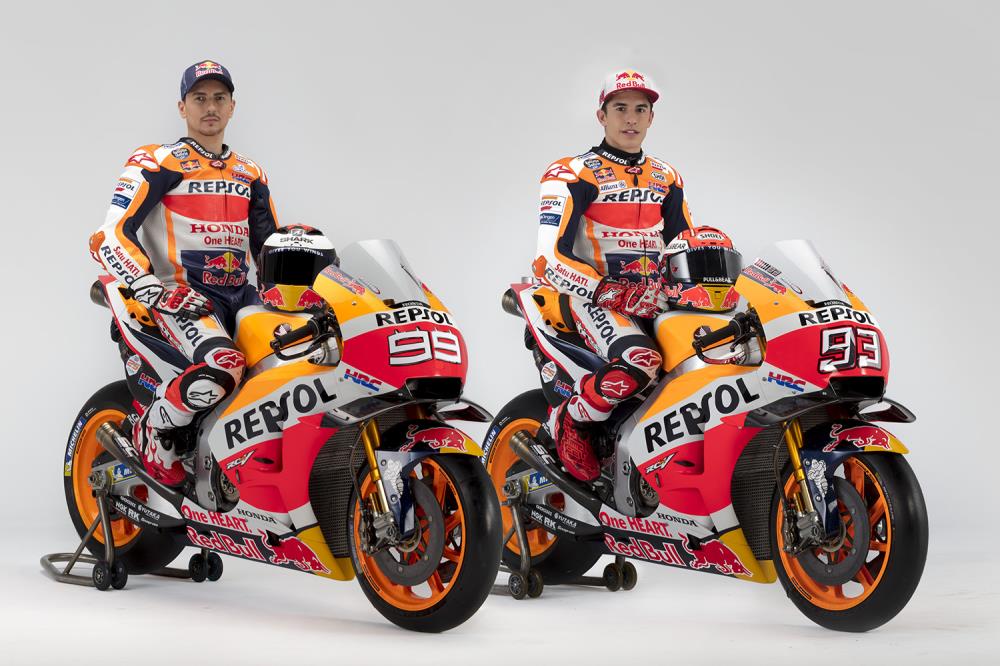 REPSOL_HONDA_Team2019_AA_JOCMarquez Lorenzo01.jpg