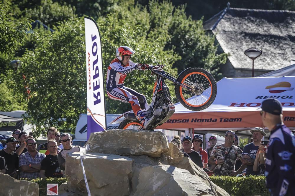 trialgp19_r5_q_6875_ps.jpg